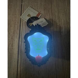 Bath & Body Works Disney Villains Evil Queen Light Up Mirror PocketBac Holder